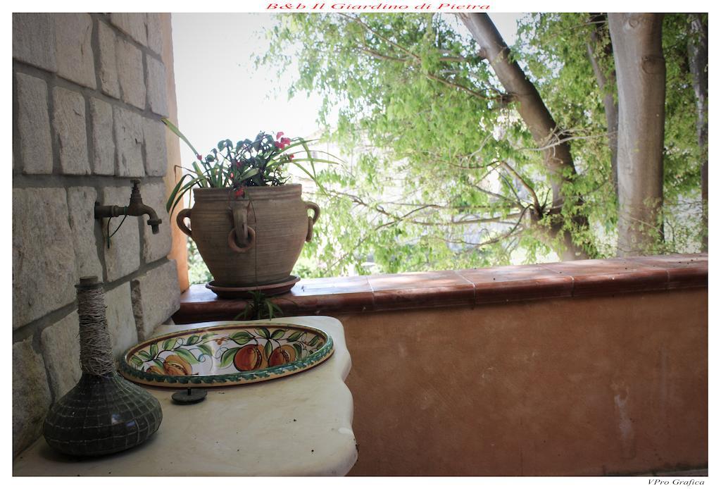 Il Giardino Di Pietra Bed & Breakfast Noto Rom bilde