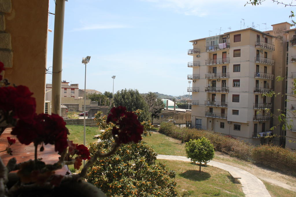 Il Giardino Di Pietra Bed & Breakfast Noto Rom bilde