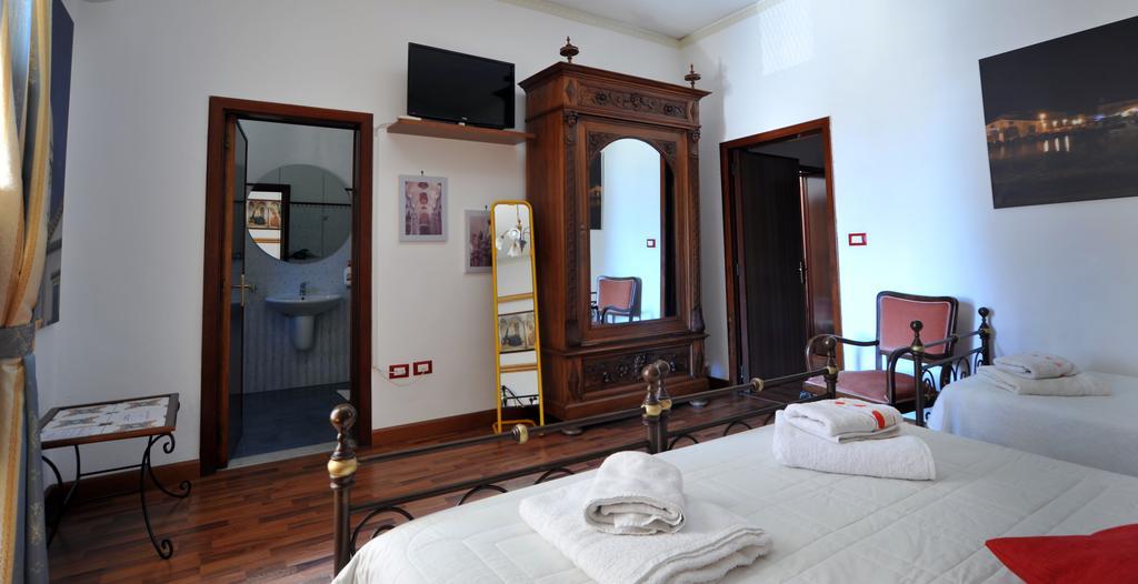 Il Giardino Di Pietra Bed & Breakfast Noto Eksteriør bilde