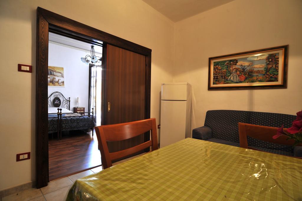 Il Giardino Di Pietra Bed & Breakfast Noto Eksteriør bilde